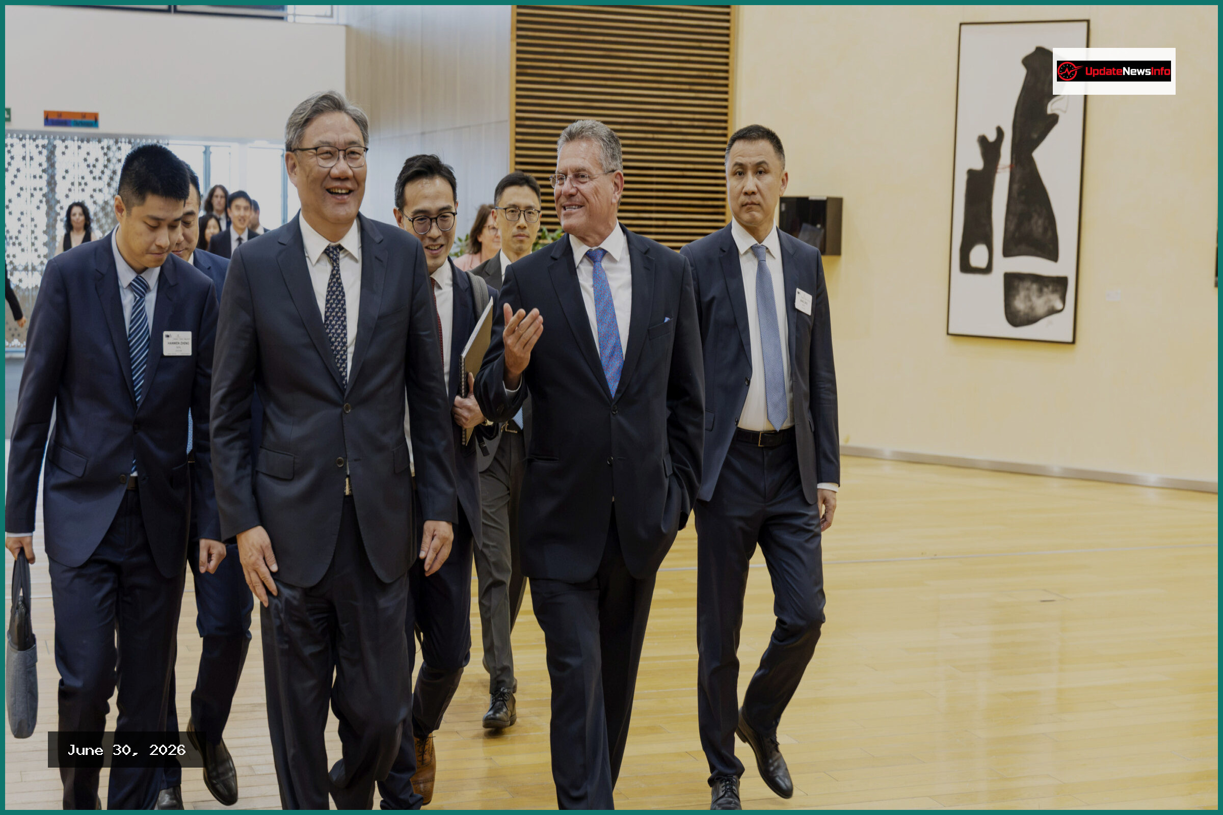 EU Sets October Deadline to Resolve Trade Deficit with China