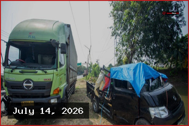 Truck Collision Kills 13 Wedding Guests on Indonesia Highway