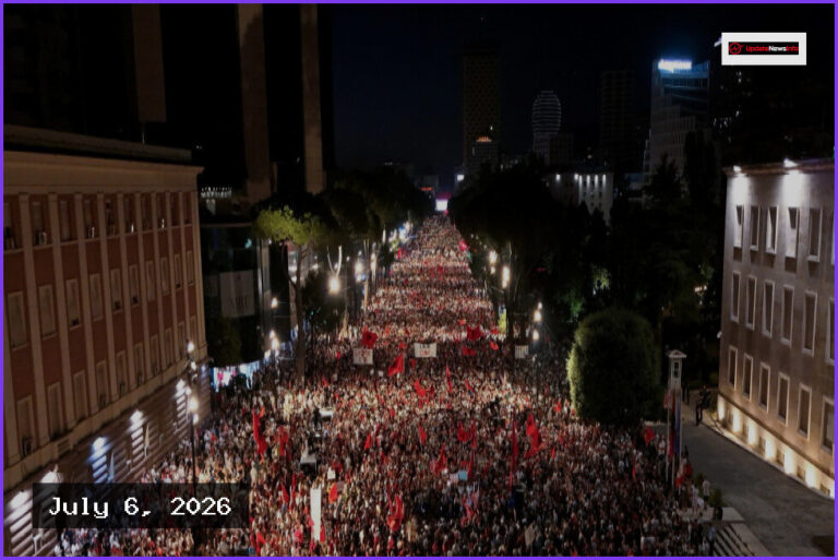 Albanians Stage 35th Consecutive Night of Anti-Government Protests
