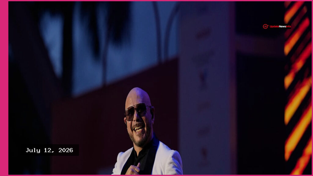 Pitbull and Fans Set Guinness World Record for Bald Caps