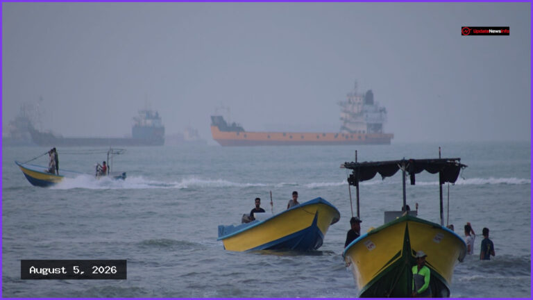 Iran and Oman Draft New Strait of Hormuz Shipping Plan